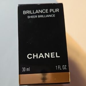 CHANEL Brilliance Pur Sheer Brilliance - Black with Gold Accent